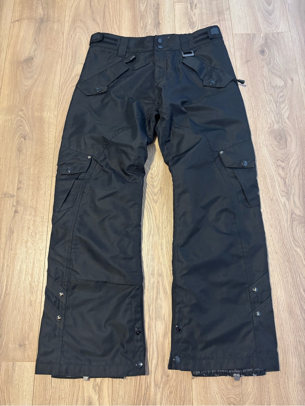 Ocean & Earth Women’s Black Insulated Snow Pants Size Medium